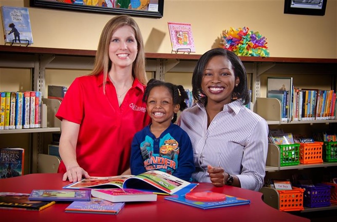 Foundation program develops reading skills in young children